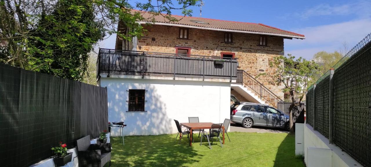 Alojamiento Rural, Jardin, A 25 Minutos De Bilbao, Parking Gratuito Arantzazu エクステリア 写真
