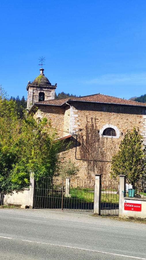Alojamiento Rural, Jardin, A 25 Minutos De Bilbao, Parking Gratuito Arantzazu エクステリア 写真